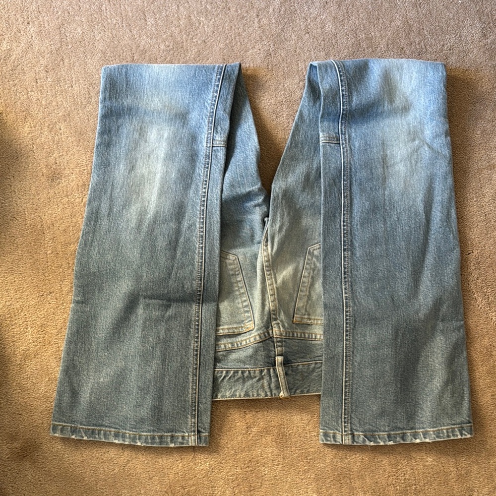 Alice and Olivia Jeans with Button Detail - Picture 3 of 7